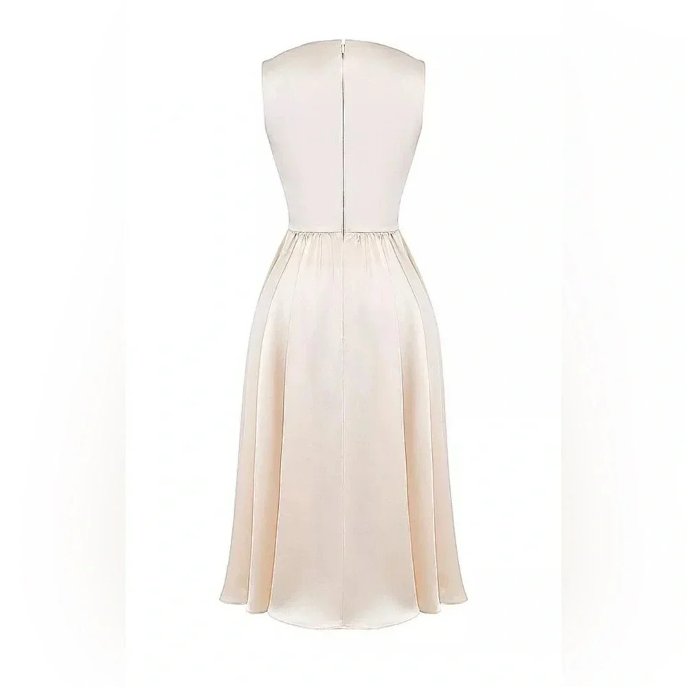 HOUSE OF CB 'Shayla' Vintage Cream Midi Dress - Picture 5 of 5